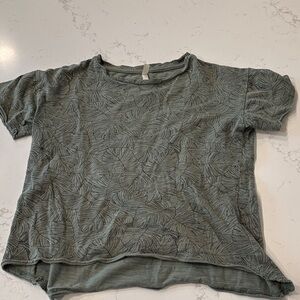 Rylee + Cru Monstera Leaf Pattern Kids Tee